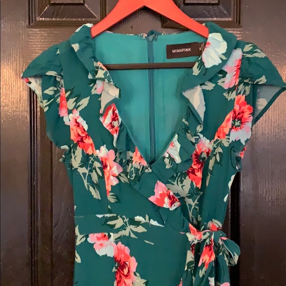 MinkPink wrap dress XS Plunge midi - Picture 3 of 5